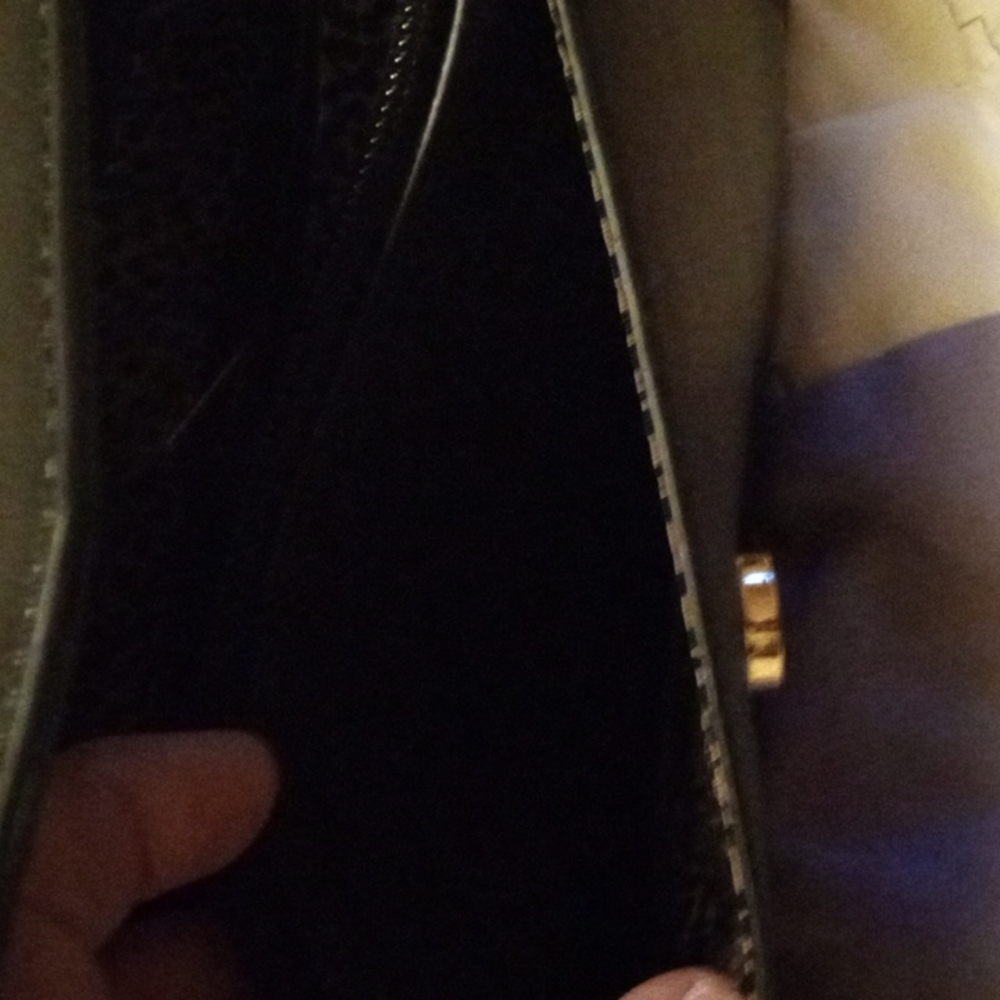 Isabelle vegan crossbody bag leopard interior - Picture 6 of 7